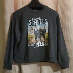 SCHITT Creek long sleeve sweatshirts size M